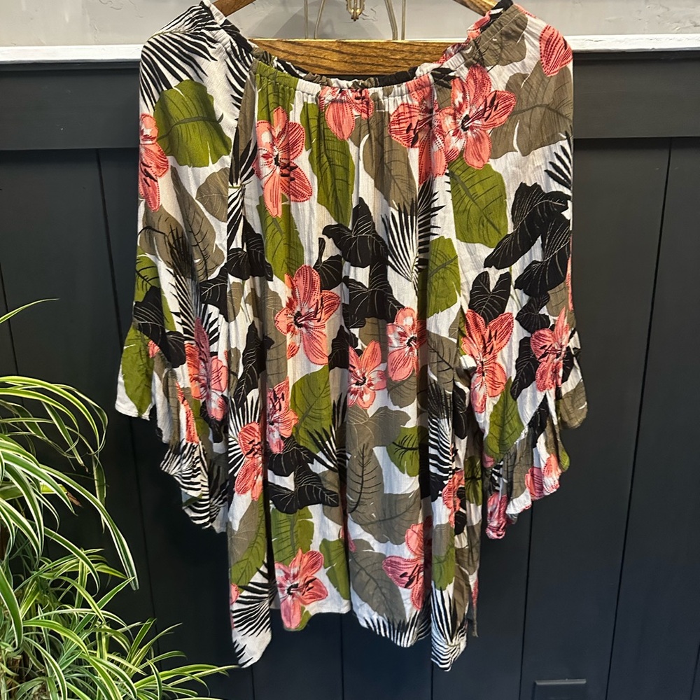 Catherine's Smocked Neck Ruffle Sleeve Tropical Boho Summer Top Plus 3X‎ Rayon